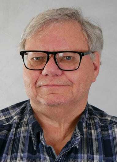 Roger W Burdette