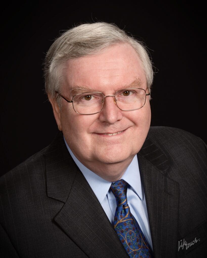 Robert D Leonard Jr